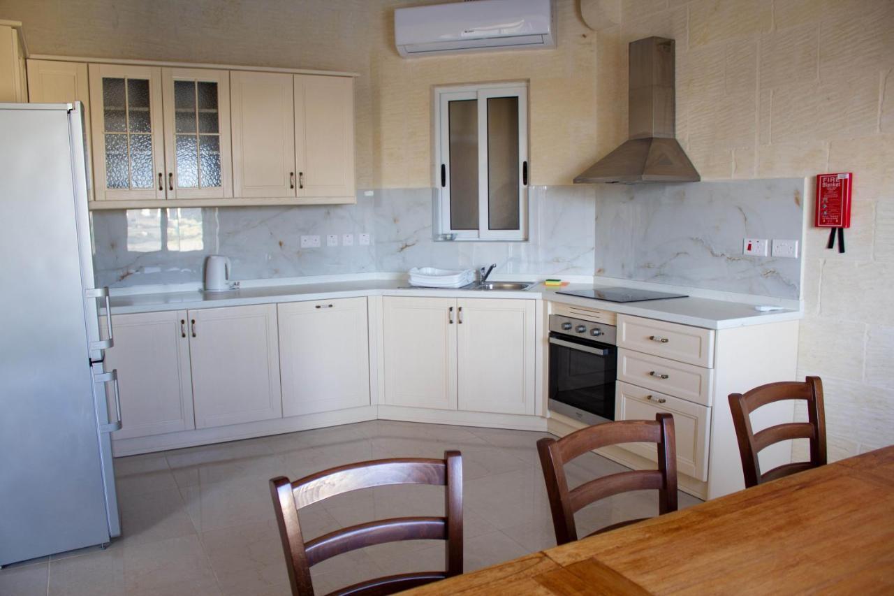 Kenn Holiday Home Għarb Extérieur photo